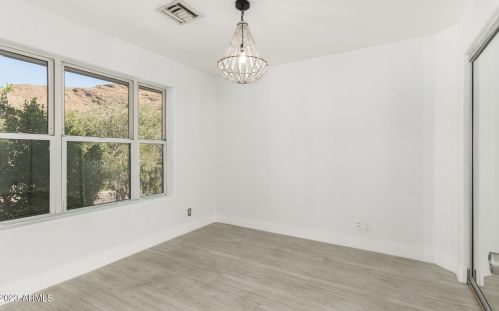 15254 12th St, Phoenix AZ  85022-3805 exterior