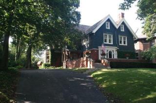 2239 Terrace Ave, Milwaukee, WI 53202-1242