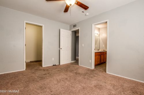 3413 Calle De Ln Bajada, Tucson AZ 85746-8341 exterior