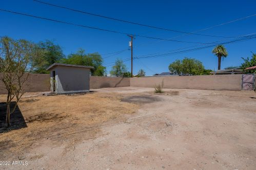 9235 4 Ave, Phoenix AZ 85041-5746 exterior