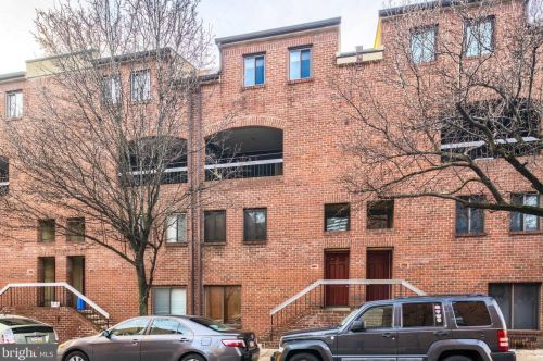 108 21st St, Philadelphia PA 19103-4402 exterior