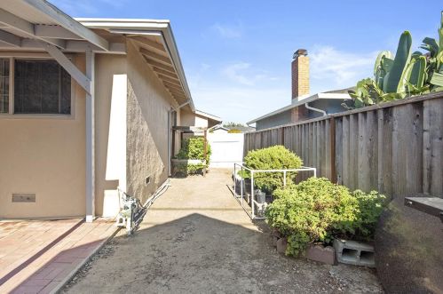 375 Smithwood St, Milpitas CA 95035-4126 exterior