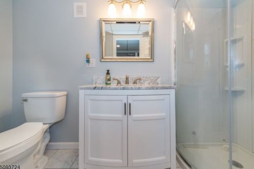 14 Lackawanna Trl, Hopatcong NJ  07843-1215 exterior