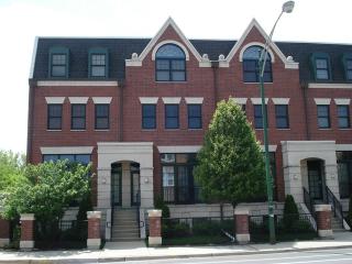 5916 Northwest Hwy, Chicago IL  60631-2643 exterior