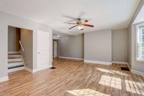 761 Kennolia Dr, Atlanta GA 30310-2330 exterior