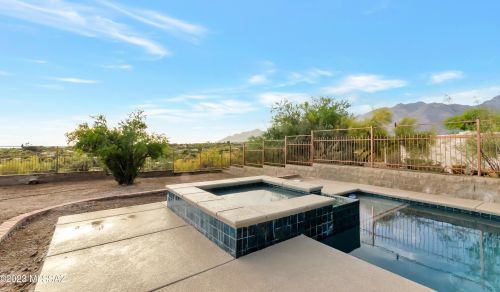 4701 Camino Gacela, Tucson AZ  85718-6813 exterior