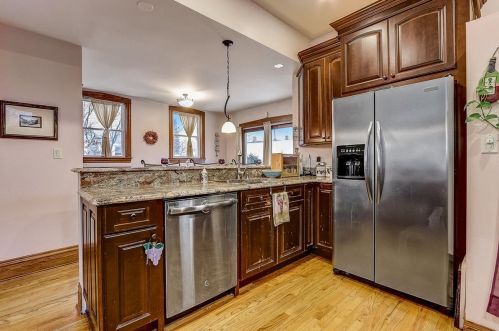 4017 Springfield Ave, Chicago IL 60618-1916 exterior