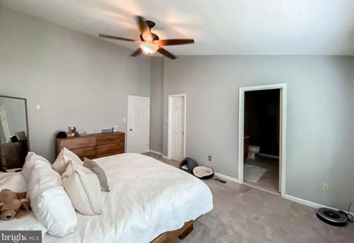 5817 Appleford Dr, Alexandria VA  22315-5625 exterior