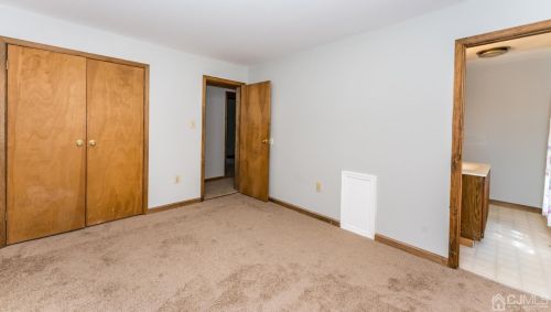 15 Newton Pl, Irvington NJ 07111-1408 exterior