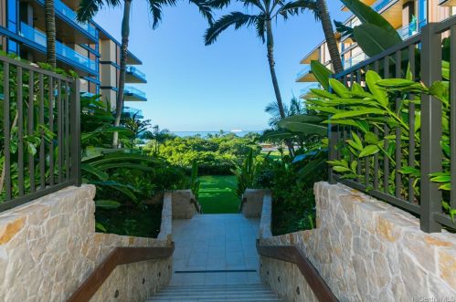 1388 Ala Moana Blvd, Honolulu HI  96814 exterior