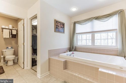 4225 Weeping Willow Ln, Huntingtown MD 20639-4223 exterior