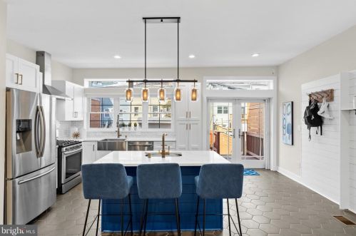 32 Franklin St, Washington DC  20002-1008 exterior