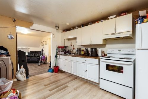 35 Grammont Rd, Worcester MA 01607-1175 exterior