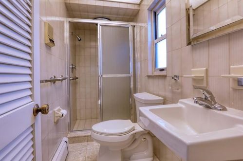 522 California Ave, Pittsburgh PA 15202-2428 exterior