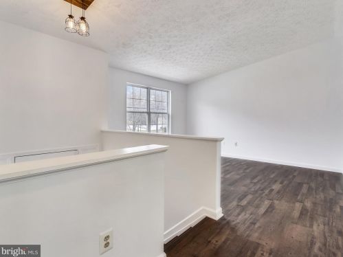 441 Lincoln Dr, Glen Burnie MD 21060-8706 exterior