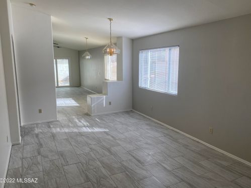 10063 Paseo San Ardo, Tucson AZ  85747-5253 exterior