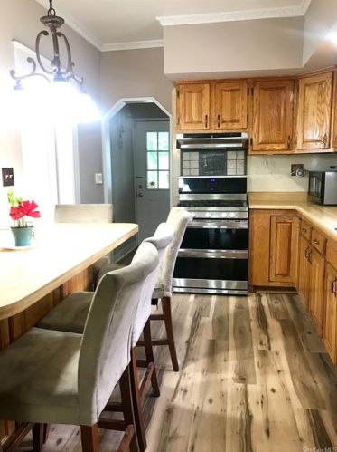 39 Broad St, Middletown NY 10940-3927 exterior