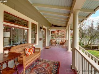 2414 19th Ave, Portland, OR 97212-4252