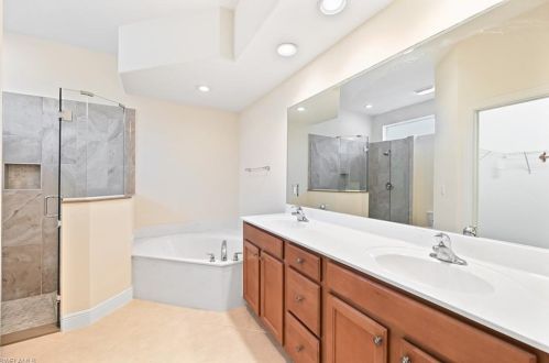 15318 Cortona Way, Naples FL 34120-0673 exterior