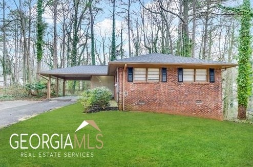 3166 Cloverhurst Dr, Atlanta GA  30344-4569 exterior