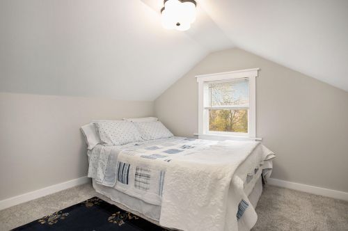 2131 Amherst Ave, Kalamazoo MI  49008-3935 exterior