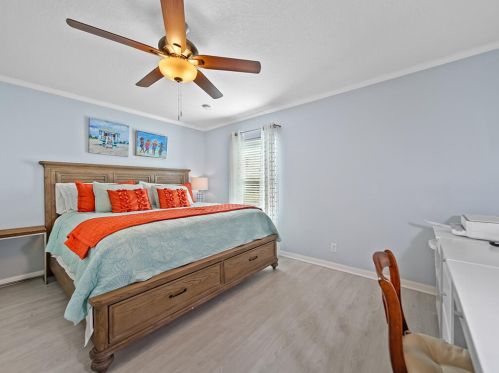 2097 Parrot St, Fort Pierce FL  34952-6758 exterior