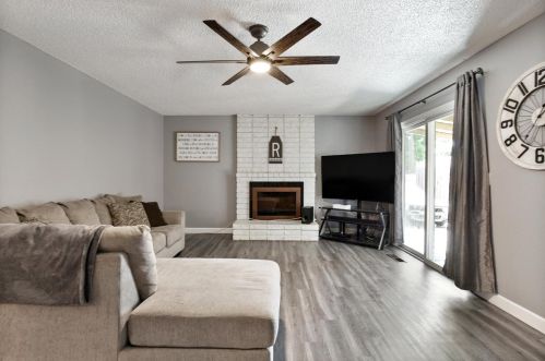 545 Quincy Rd, Turlock CA  95380-4329 exterior