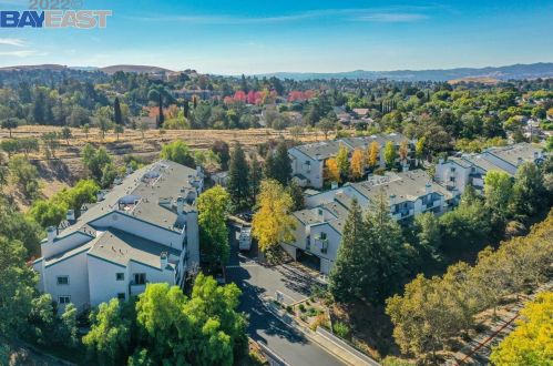 1420 Bel Air Dr, Concord, CA 94521-5331