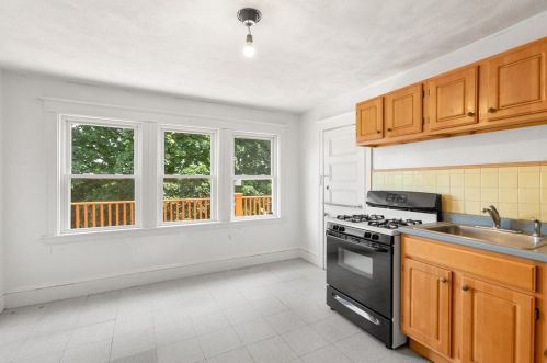 84 Brooks St, Boston MA exterior