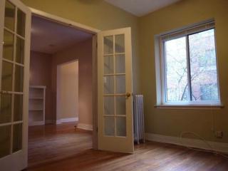 926 Sunnyside Ave, Chicago IL  60640-6021 exterior