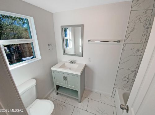 357 Columbia St, Tucson AZ  85714-2520 exterior