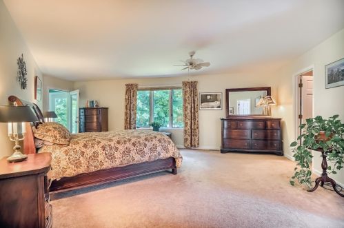 14 Foxcross Cir, Concord NH 03301-6920 exterior