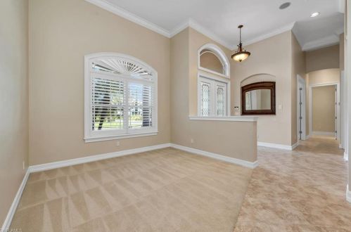 14705 Beaufort Cir, Naples FL 34119-4829 exterior