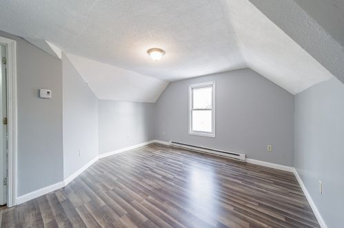 95 Dawes St, Springfield MA 01109-3042 exterior