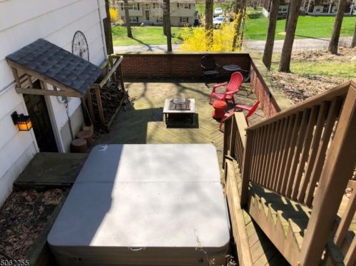 8 Budd Lk Hts Rd, Mount Olive NJ 07828-1102 exterior