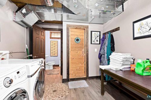 1524 Blvd Pl, Duluth MN 55811-2713 exterior