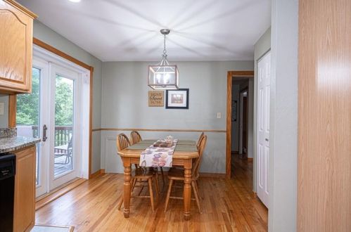 265 Burch Dr, Moon Twp PA  15108-3113 exterior