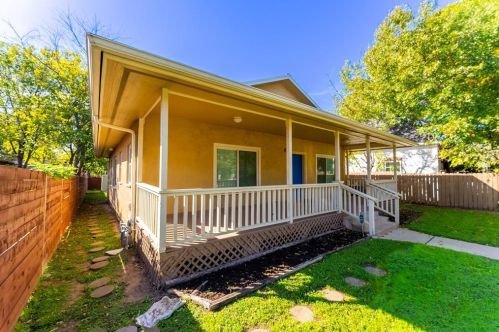 1209 3rd St, Austin TX  78702-4313 exterior