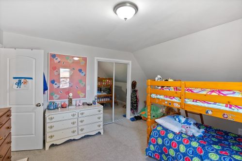 3232 Booth St, Milwaukee WI  53212-2136 exterior