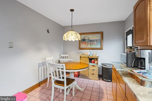 742 Johnston St, Philadelphia PA 19148-4943 exterior