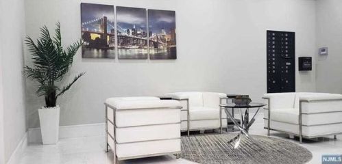 4710 Park Ave, Union City NJ  07086-8811 exterior