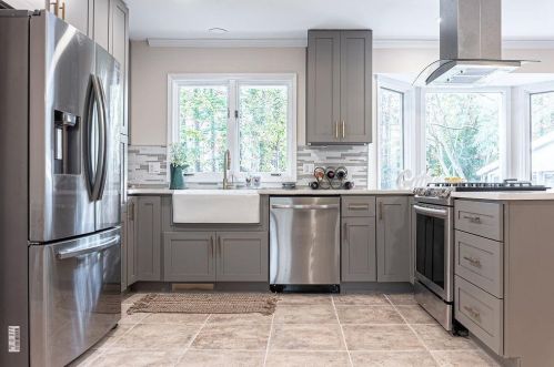 3505 Dunwoody Clb Dr, Atlanta GA 30350-5202 exterior