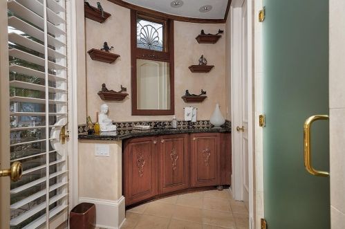 457 Edgewood Dr, Montgomery TX 77356-8407 exterior