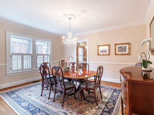 190 Bolling Rd, Atlanta GA 30305-3104 exterior