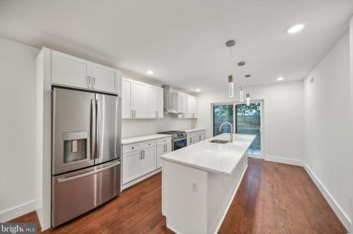 1741 Annin St, Philadelphia PA 19146-3007 exterior