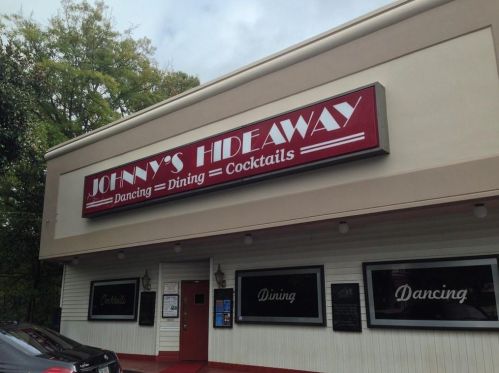 3655 Habersham Rd, Atlanta GA  30305-1142 exterior