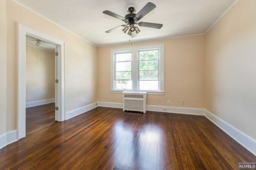 23 Verona Pl, Verona NJ  07044-2011 exterior