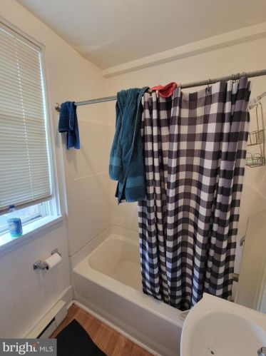 3535 8th St, Philadelphia PA 19140-4418 exterior