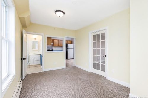 20 Mechanic St, Killingly CT 06239-1919 exterior