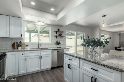 3814 Mars St, Tucson AZ  85741-1956 exterior